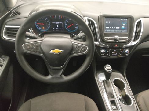 Used 2018 Chevrolet Equinox LT FWD image 22