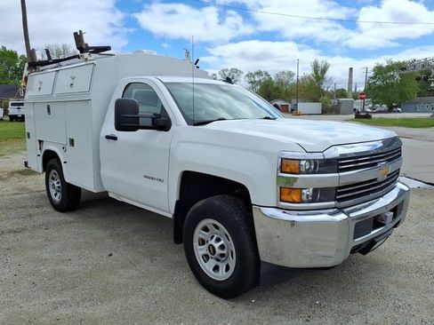 Used 2015 Chevrolet Silverado 3500 W/T RWD image 7