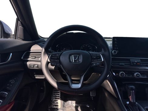 Used 2020 Honda Accord Sport image 12