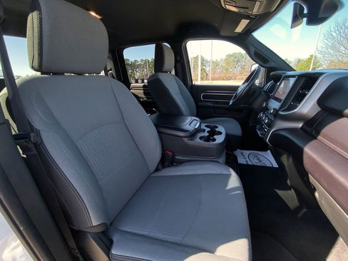 Used 2024 RAM 2500 Big Horn image 17