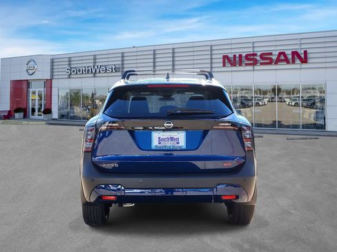 New 2026 Nissan Kicks SR w/ Cold Weather Package image 7