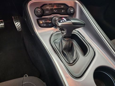 Used 2020 Dodge Challenger R/T image 21