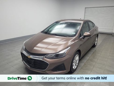 Used 2019 Chevrolet Cruze LT image 1