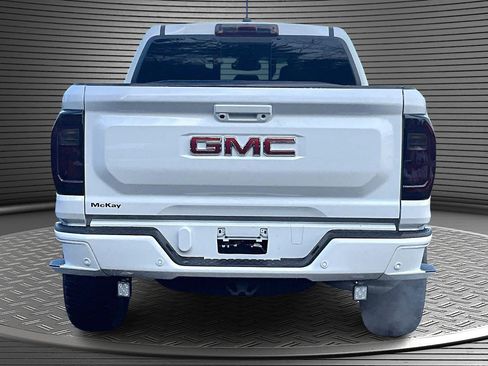 Used 2024 GMC Canyon AT4 w/ Canyon Safety Plus Package image 5