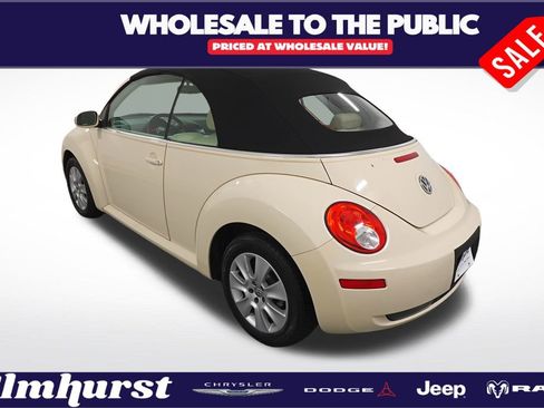 Used 2009 Volkswagen Beetle S image 3
