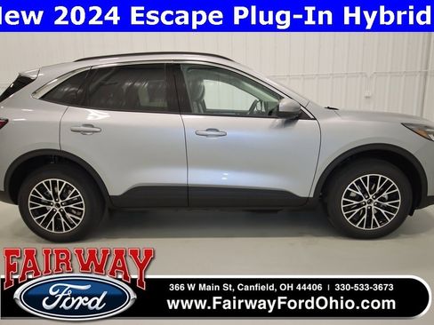 Certified 2024 Ford Escape SE image 37