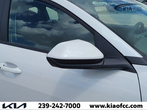 New 2026 Kia K4 FWD image 8