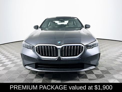 New 2026 BMW 530i xDrive w/ Premium Package image 3