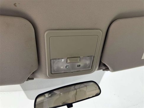 Used 2011 Nissan Sentra 2.0 S image 25