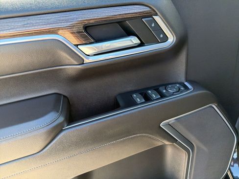 Used 2022 Chevrolet Silverado 1500 LT image 16