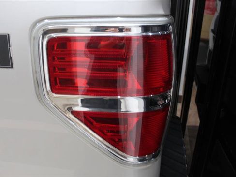 Used 2013 Ford F150 Platinum AWD/4WD image 11