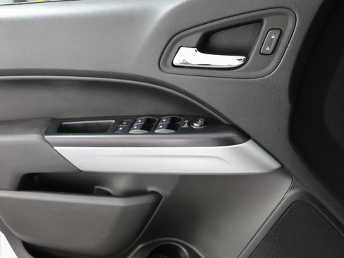 Used 2022 Chevrolet Colorado LT w/ Safety Package image 23