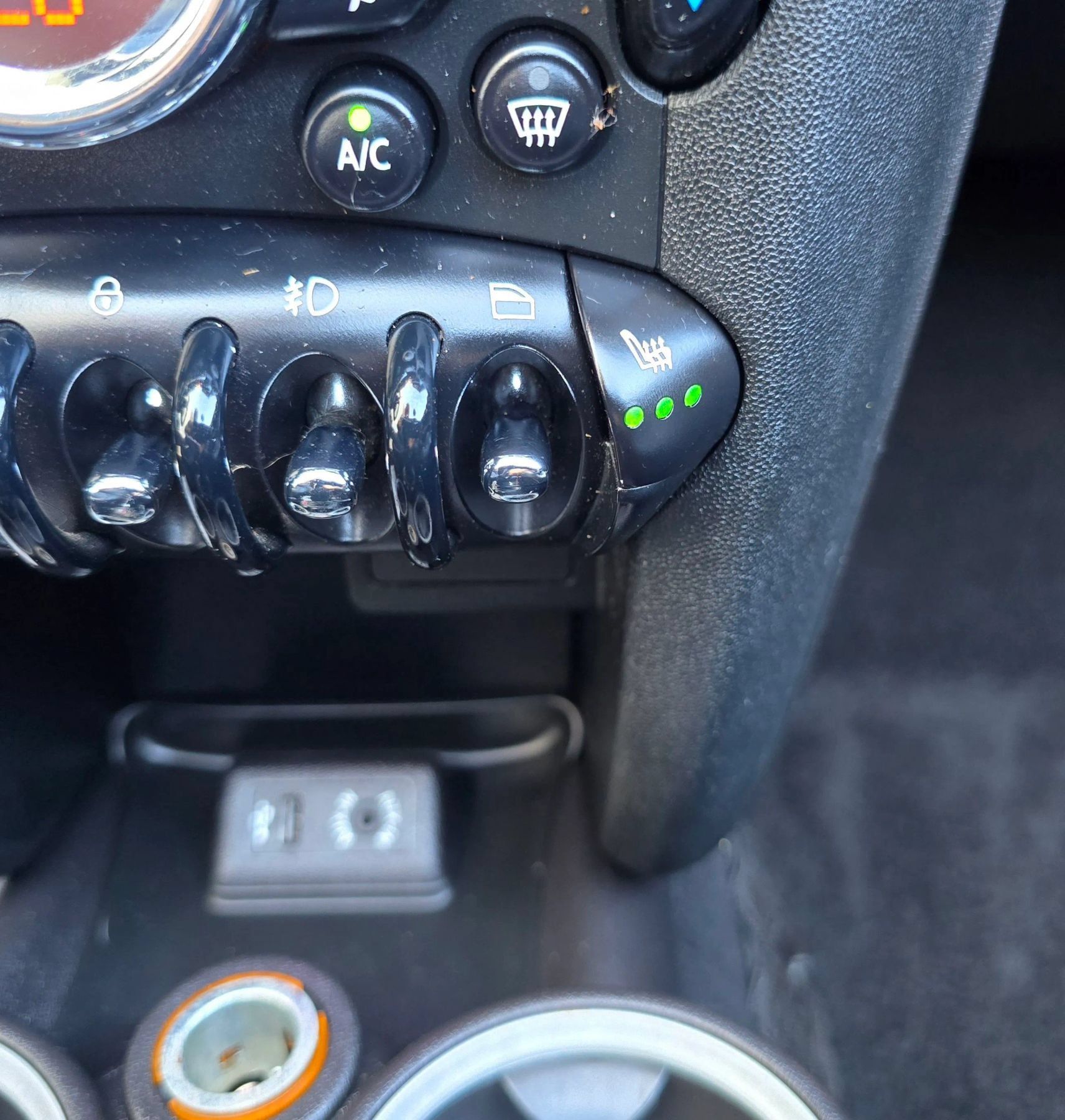 Used 2015 MINI Cooper S FWD image 34