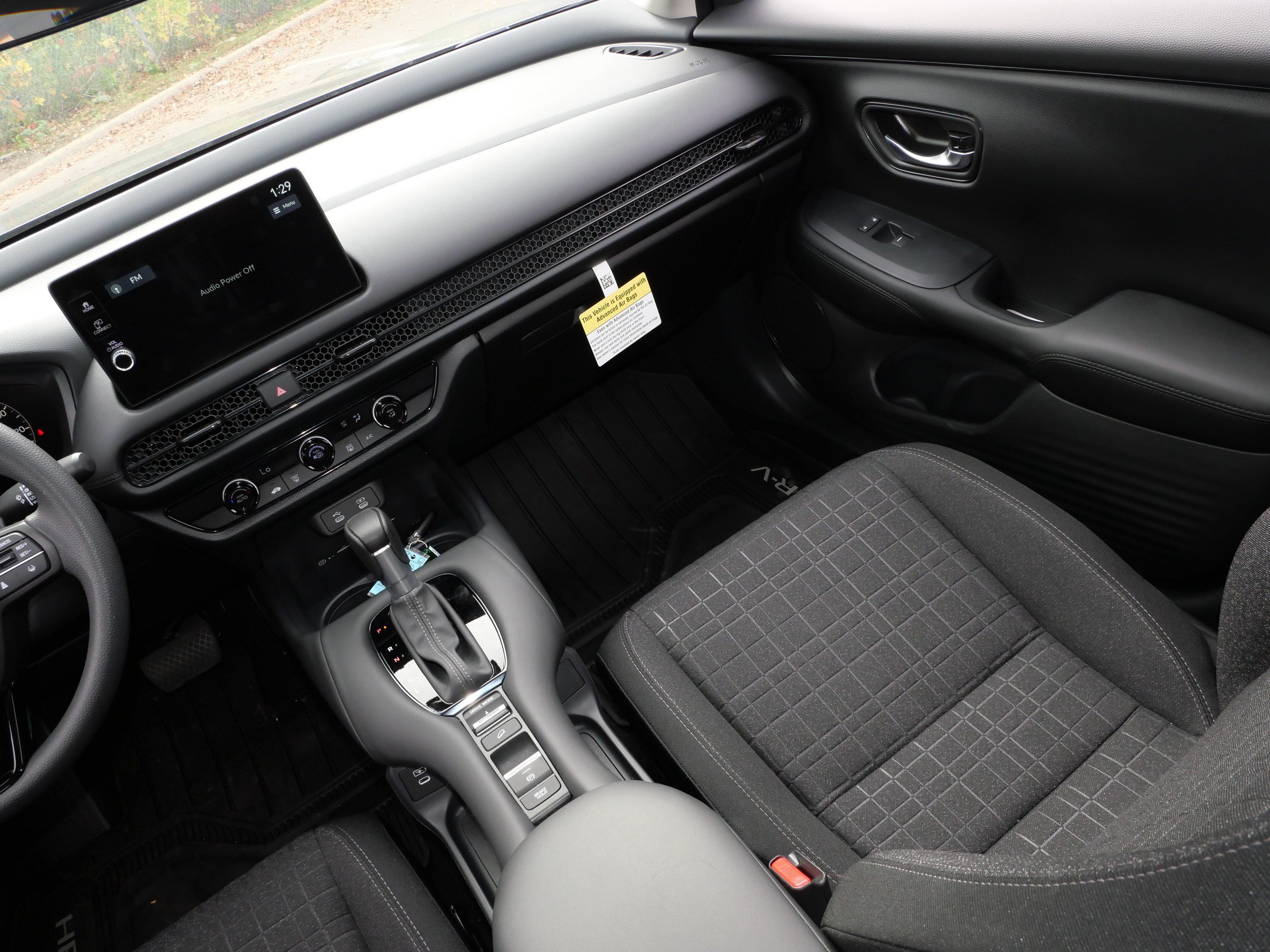 Used 2027 Honda HR-V LX image 11