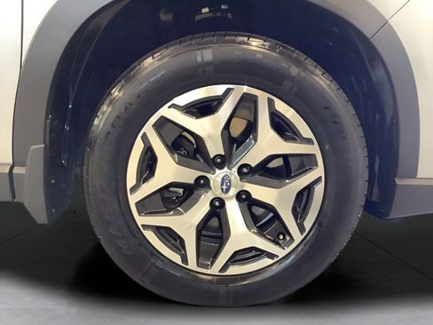 Certified 2021 Subaru Forester Premium AWD/4WD image 24