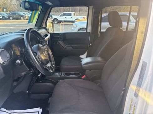 Used 2017 Jeep Wrangler Unlimited Sport w/ Quick Order Package 24S image 17