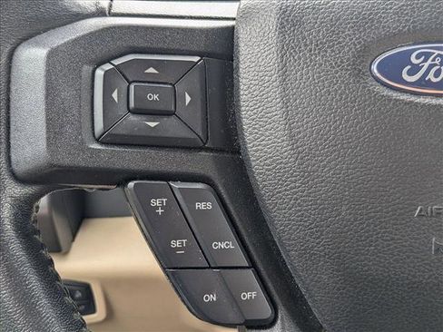 Used 2018 Ford F150 XLT w/ Equipment Group 302A Luxury image 11