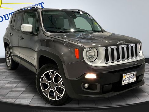 Used 2017 Jeep Renegade Limited AWD/4WD image 3