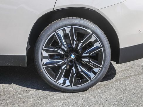 New 2026 BMW X3 xDrive30i w/ Premium Package AWD/4WD image 8