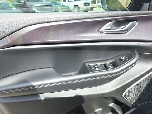 Used 2021 Jeep Grand Cherokee L Laredo w/ Luxury Tech Group I image 9