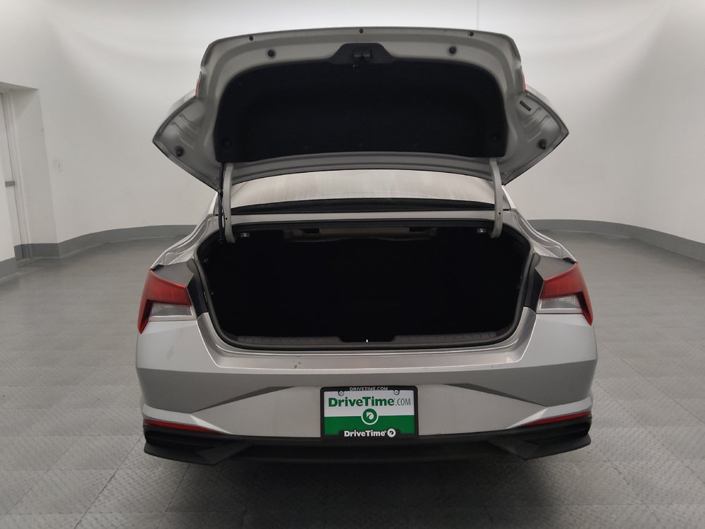 Used 2021 Hyundai Elantra SE FWD image 29