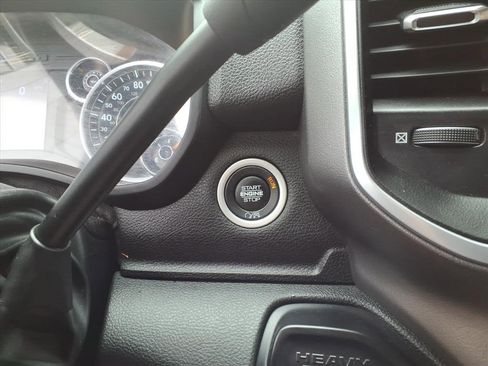 Used 2021 RAM 2500 Big Horn image 22