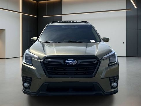Used 2022 Subaru Forester Limited AWD/4WD image 9