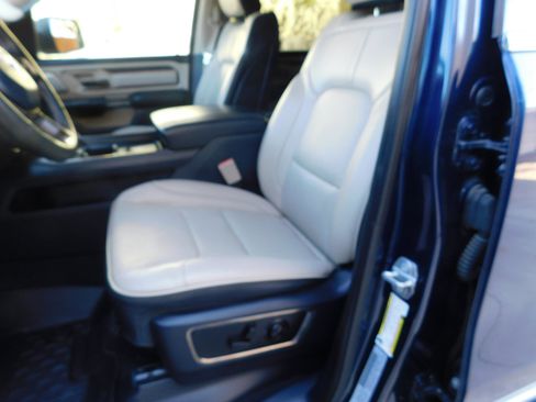 Used 2019 RAM 1500 Limited image 14
