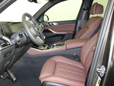 New 2026 BMW X5 xDrive40i w/ M Sport Package image 26