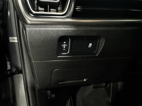 Used 2024 Kia Sorento S FWD image 35