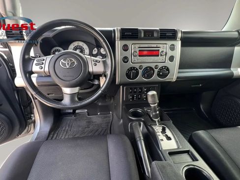 Used 2012 Toyota FJ Cruiser 4WD w/ Upgrade Pkg image 25