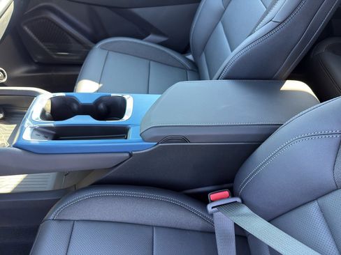 New 2026 Chevrolet Equinox EV LT image 15