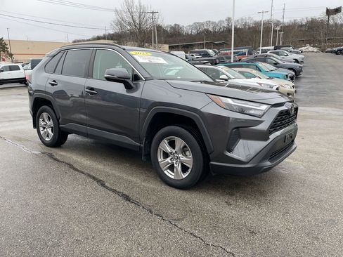 Used 2023 Toyota RAV4 XLE image 6