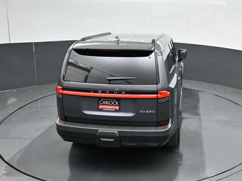 Used 2025 Lexus GX 550 w/ Accessory Package (2T) AWD/4WD image 37