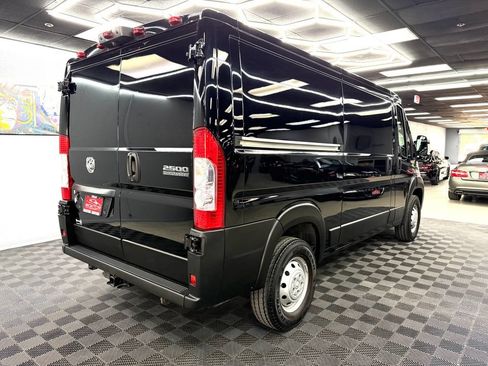 Used 2023 RAM ProMaster 2500 FWD image 13
