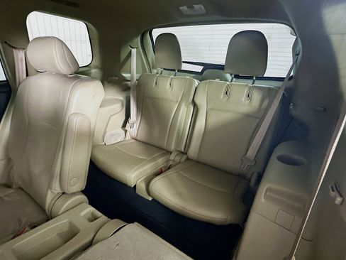 Used 2013 Toyota Highlander SE image 29