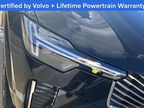 Certified 2025 Volvo XC90 B5 Plus image 40