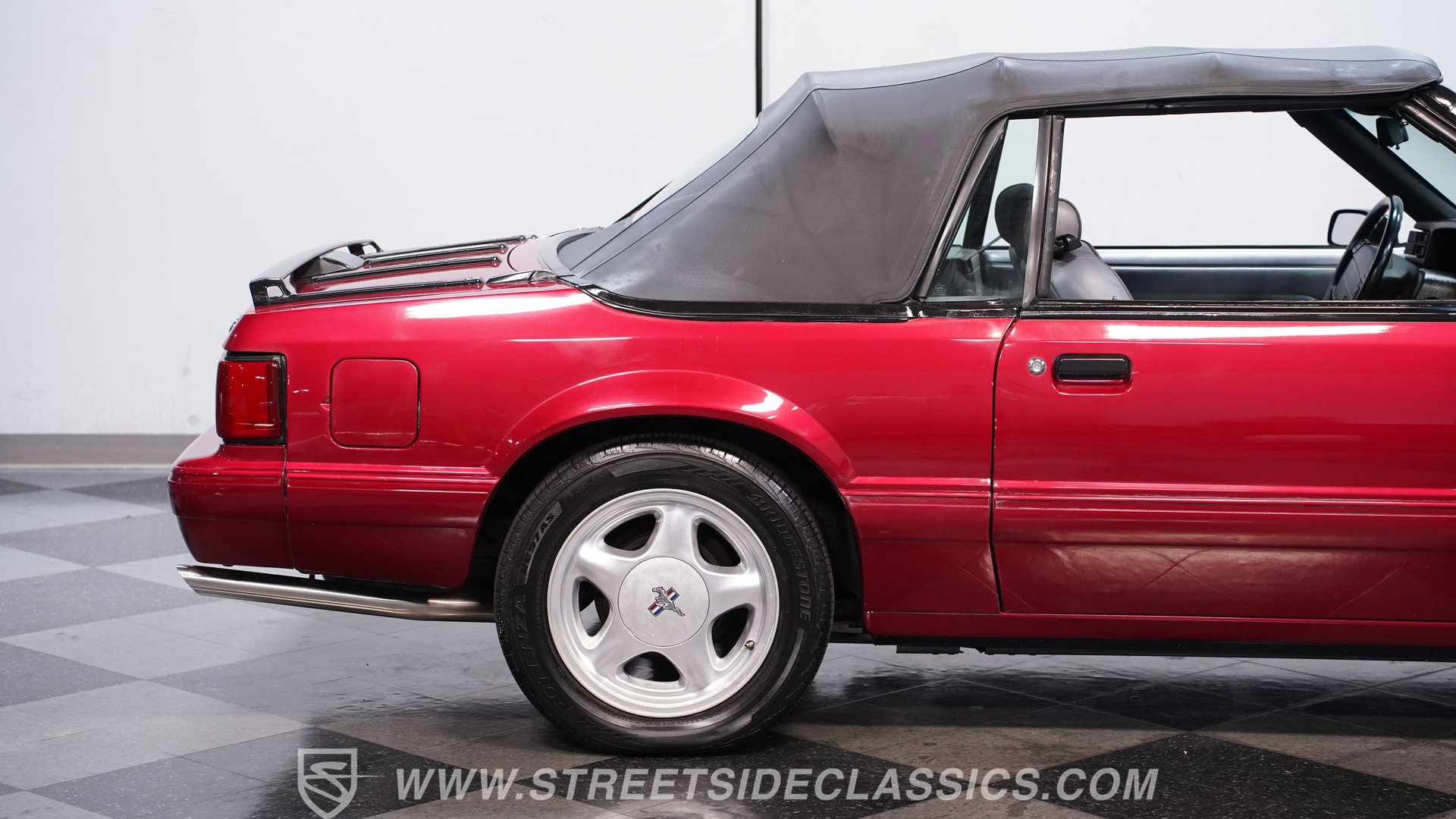 Used 1993 Ford Mustang LX RWD image 24