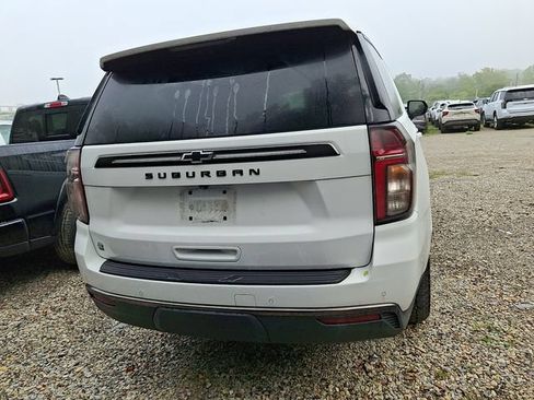Used 2021 Chevrolet Suburban Z71 AWD/4WD image 5