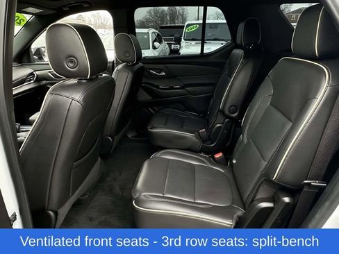 Used 2023 Chevrolet Traverse Premier w/ Redline Edition image 17