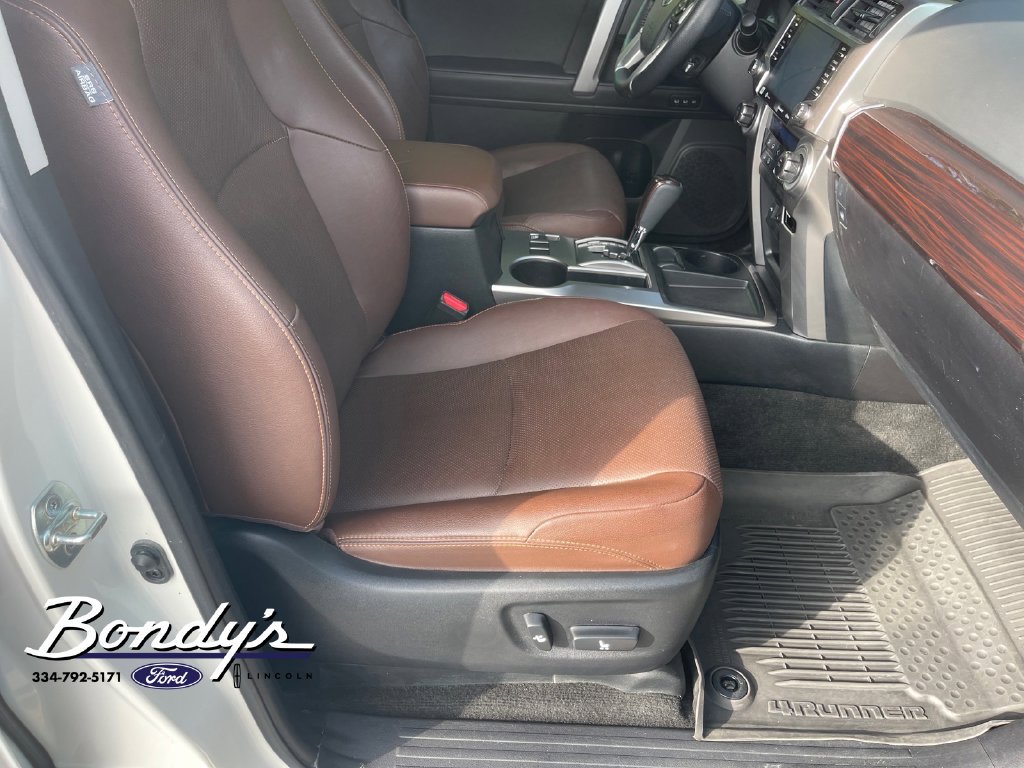 Used 2023 Toyota 4Runner Limited RWD image 18