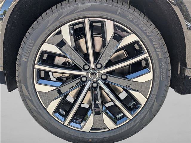 New 2026 Volvo XC90 T8 Plus w/ Protection Package AWD/4WD image 10
