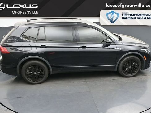 Used 2022 Volkswagen Tiguan SE R-Line FWD image 43