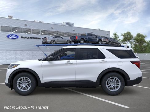 New 2026 Ford Explorer Active w/ Active Comfort Package RWD image 3