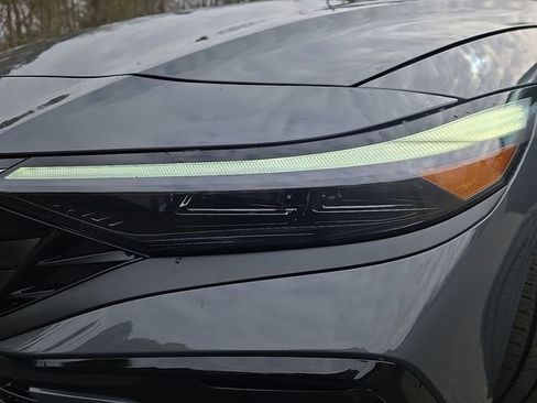 New 2026 Hyundai Elantra Limited FWD image 42