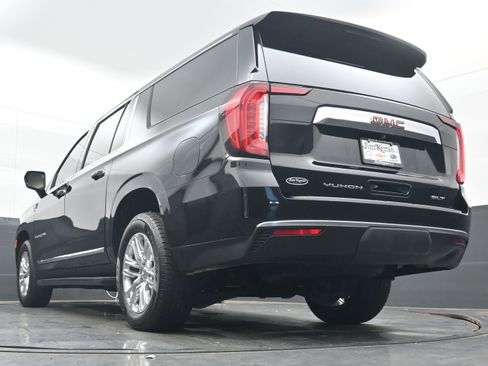 Used 2021 GMC Yukon XL SLT image 23