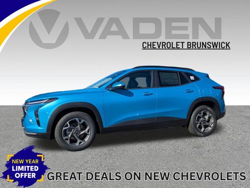 New 2026 Chevrolet Trax LT w/ Sunroof Package image 1