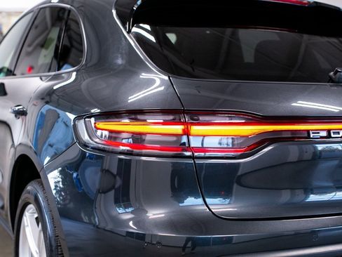 Used 2024 Porsche Macan image 18