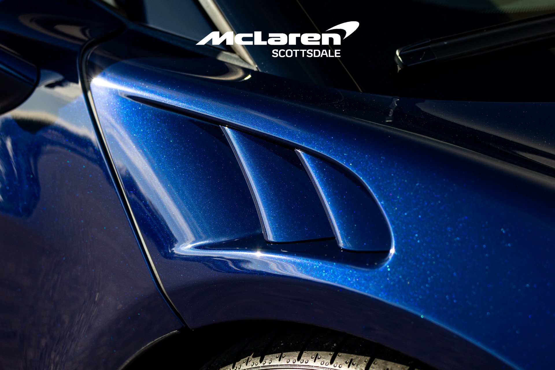 Used 2025 McLaren Artura Spider RWD image 42