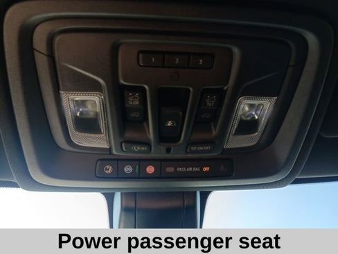 Used 2022 Chevrolet Silverado 3500 High Country image 23